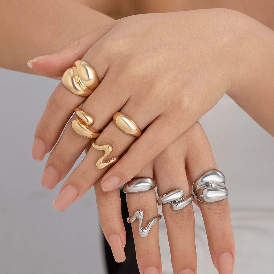 4Pcs Adjustable Punk Water Drop Rings Set for Women 2