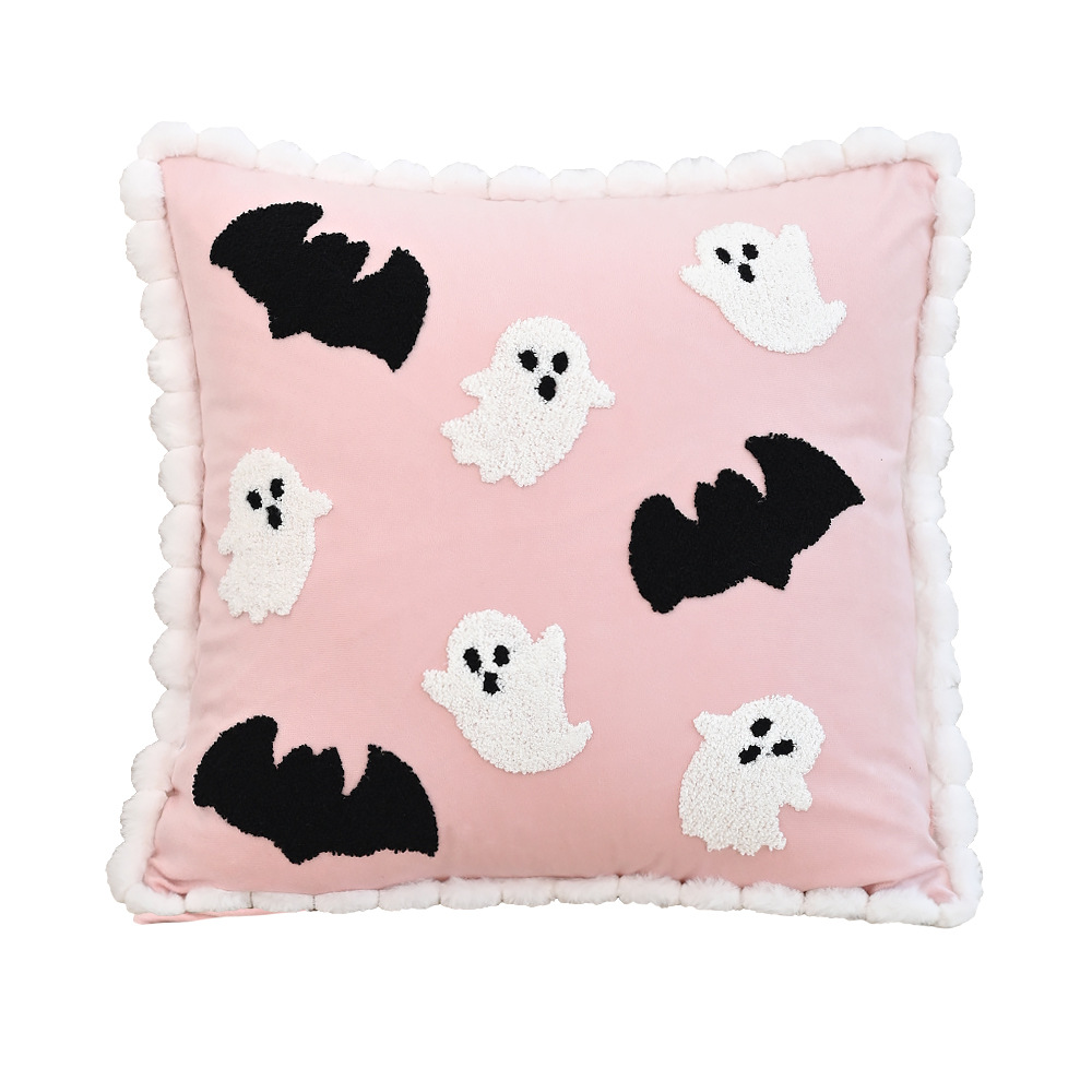 Bats & Ghosts With Plush Frills