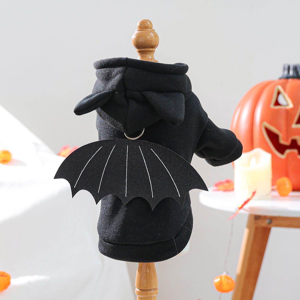 Pet Bat Wing Hoodie – Warm Fleece Halloween Costume for Dogs & Cats - Image 5
