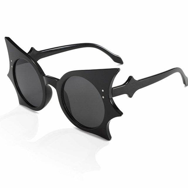 Vintage Cat Eye Butterfly Sunglasses for Women - UV400 Retro Chic Shades