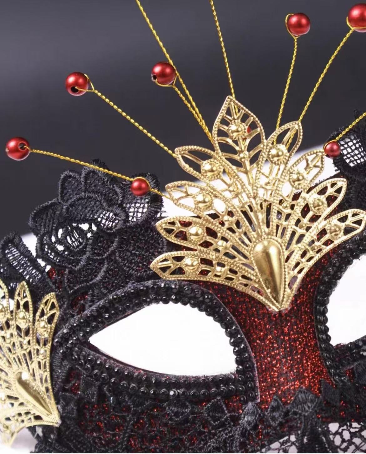Elegant Black Lace Veil Masquerade Mask for Men & Women - Image 6