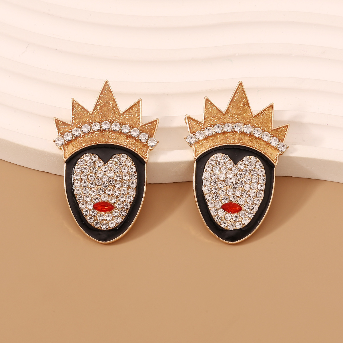 Glam Rhinestone Crown Earrings for Women – Halloween Sparkle - Image 5