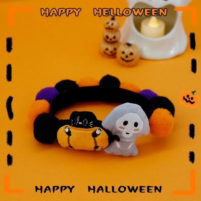 Halloween & Christmas Cat Plush Ball Collar – Cute Pet Necklace for Cats & Small Dogs - Image 4