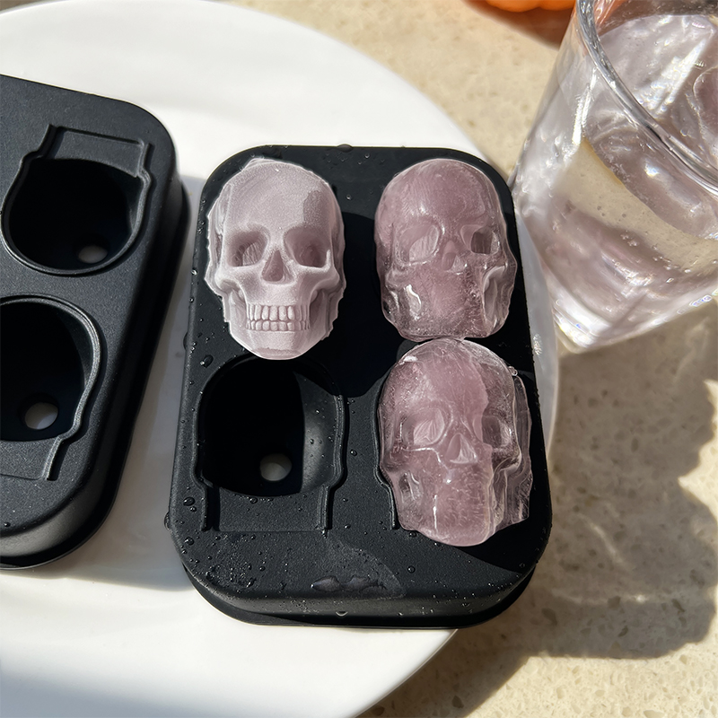 3D Skull Ice Cube Mold - Fun Halloween Party Supplies - Image 2