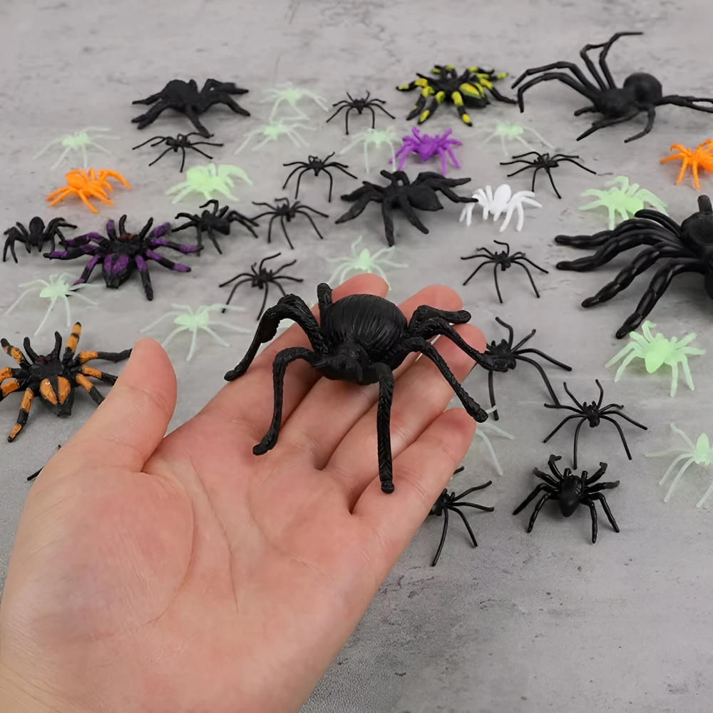 Realistic Plastic Spiders Halloween Decoration 70pcs - Image 5