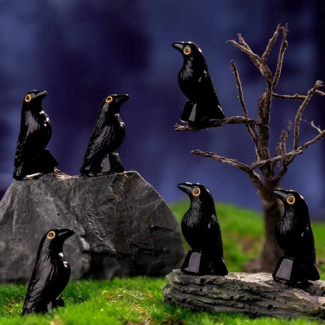 10pcs Realistic Mini Halloween Crow Figurines Resin Black Bird Decorations