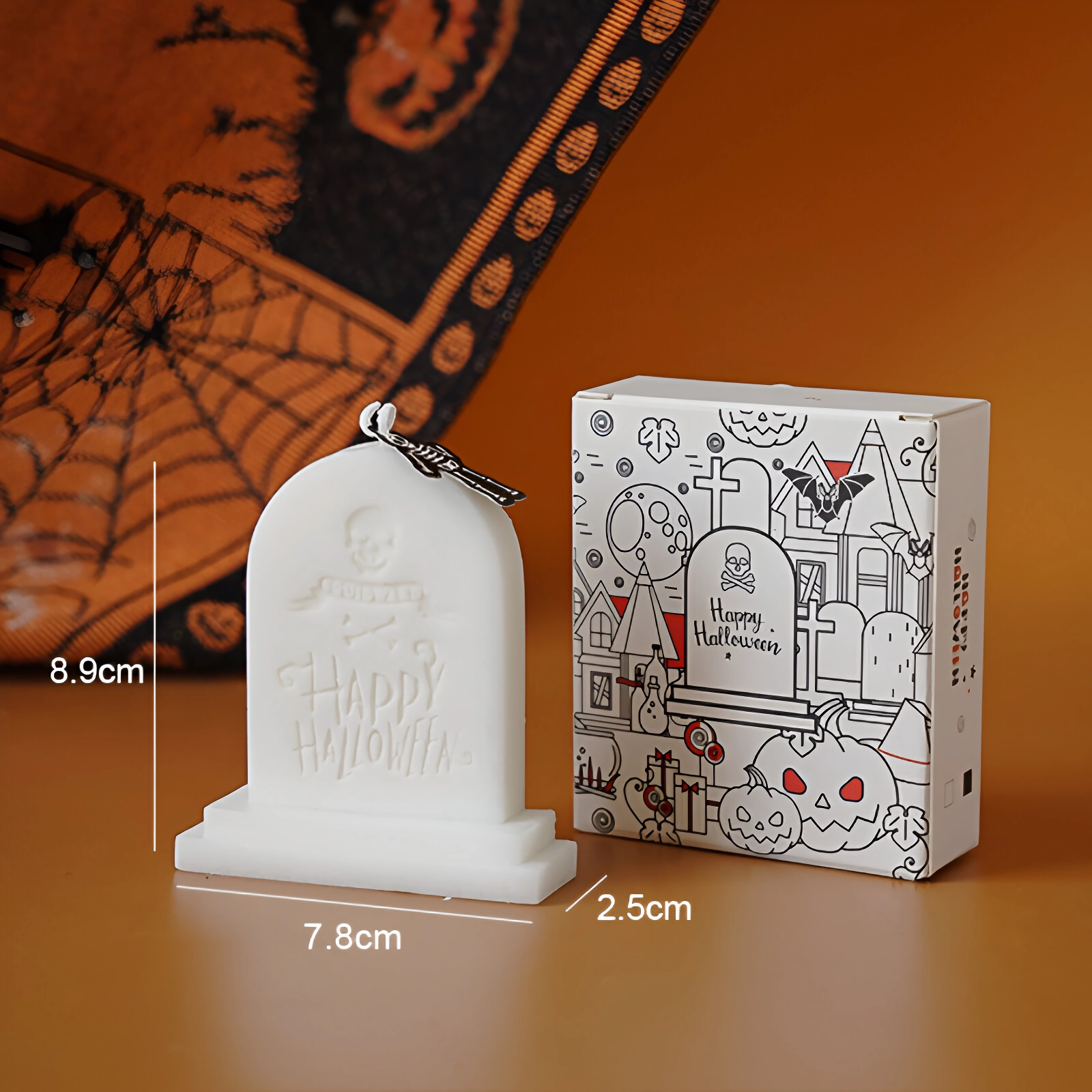 Skull Tombstone Scented Candle – Halloween & Autumn Decor, Perfect for Parties & Gifts - Image 5
