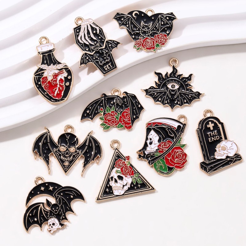 10pcs Halloween Gothic Charms – Skull, Rose, Bat & Heart Enamel Pendants