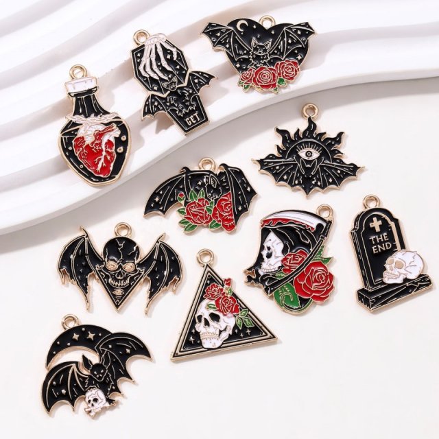 10pcs Halloween Gothic Charms – Skull, Rose, Bat & Heart Enamel Pendants
