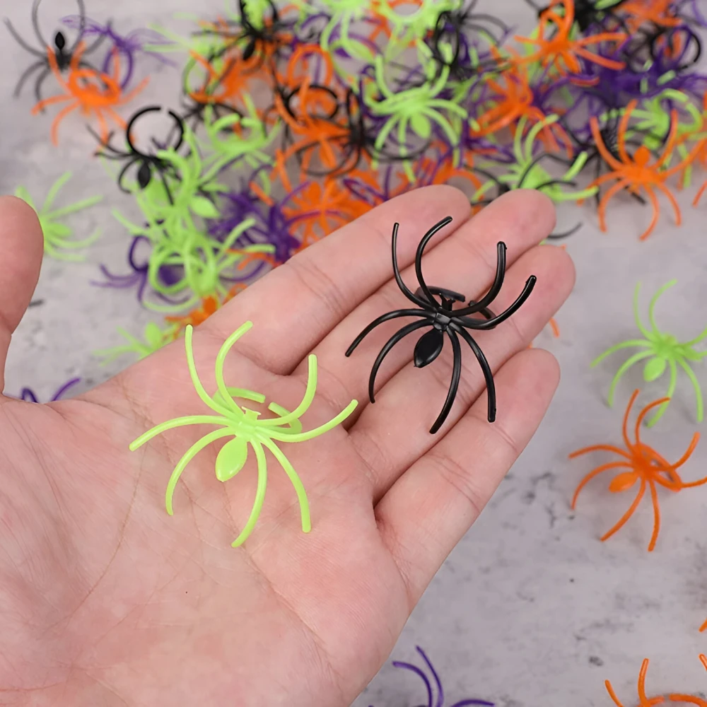 Halloween Spider Rings for Kids - 50Pcs Party Favors, Trick or Treat Accessories - Image 2