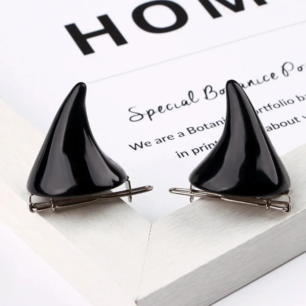Halloween Demon Horn Hair Clips – Gothic Cosplay Costume Hairpins (1 Pair) - Image 6