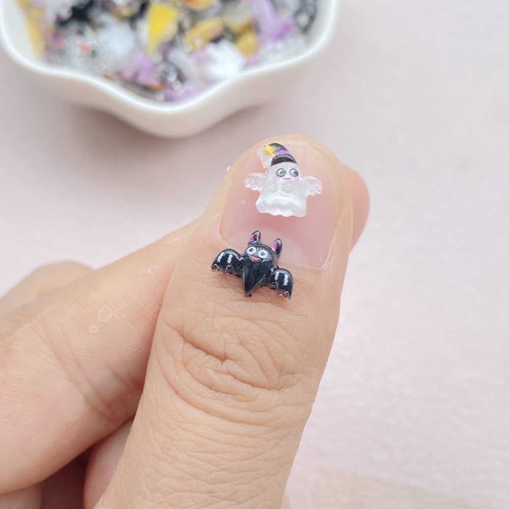 100Pcs Halloween Nail Art Charms - Cute 3D Bat & Ghost Resin Decorations - Image 4