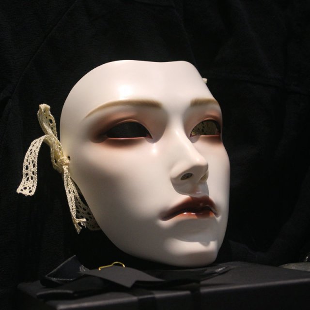 Hand-Painted Antique Hanfu Mask for Halloween & Cosplay
