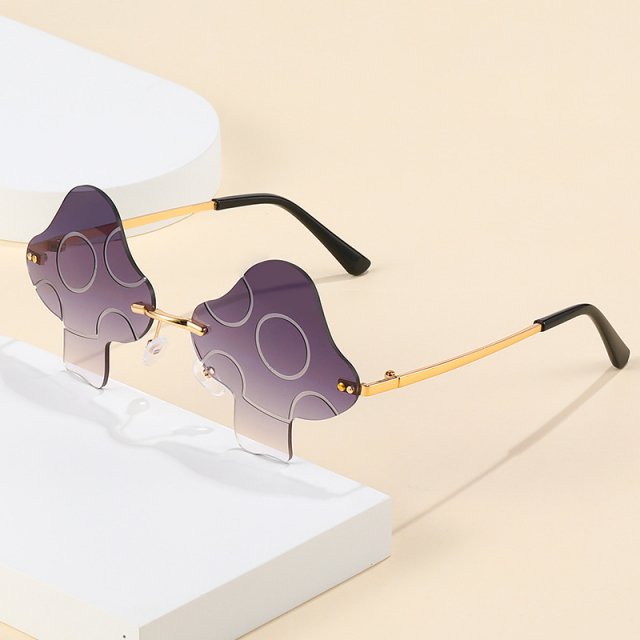 Novel Mushroom Shape Sunglasses for Halloween Parties & Festivals