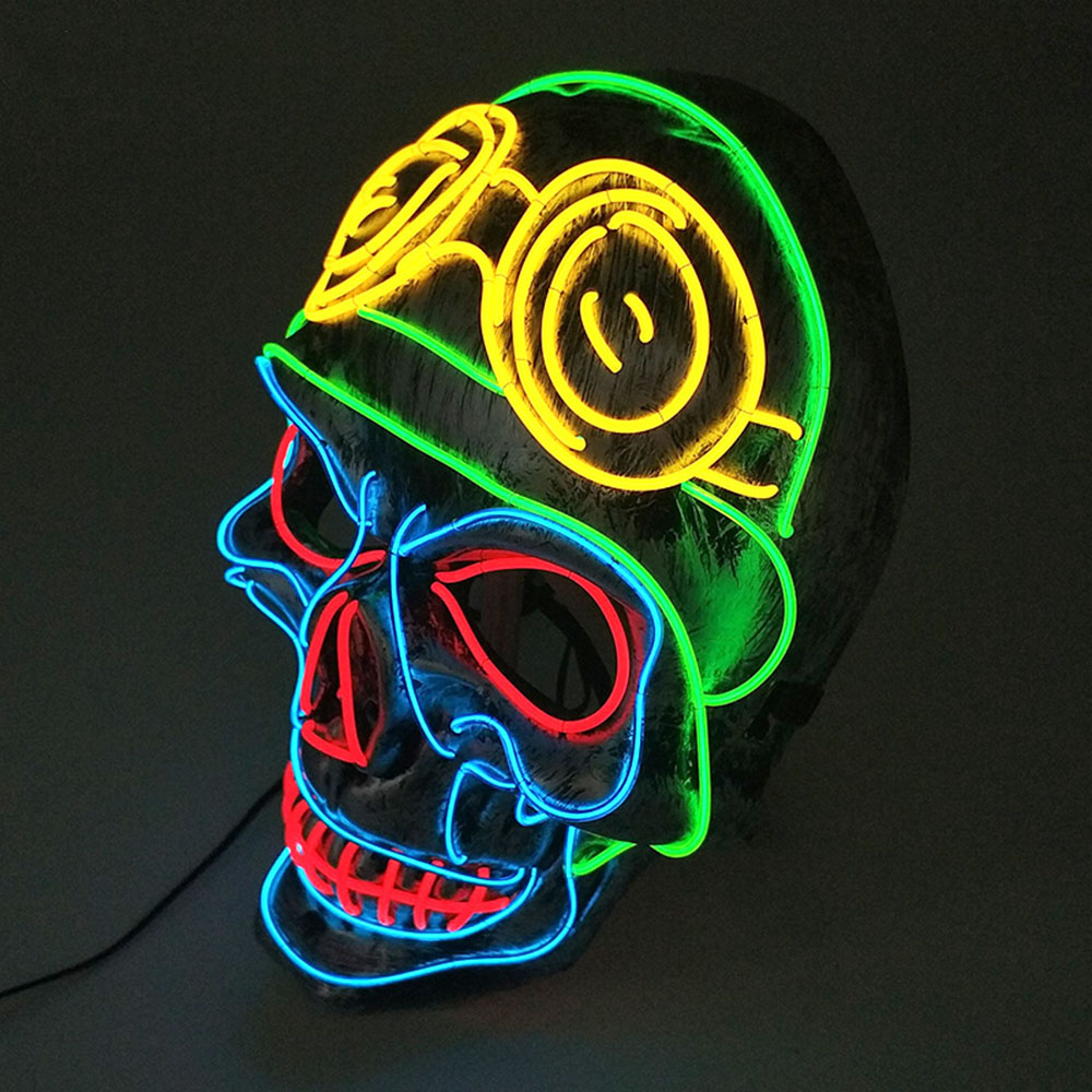 Glow-in-the-Dark Skull Mask for Halloween Fun - Image 3