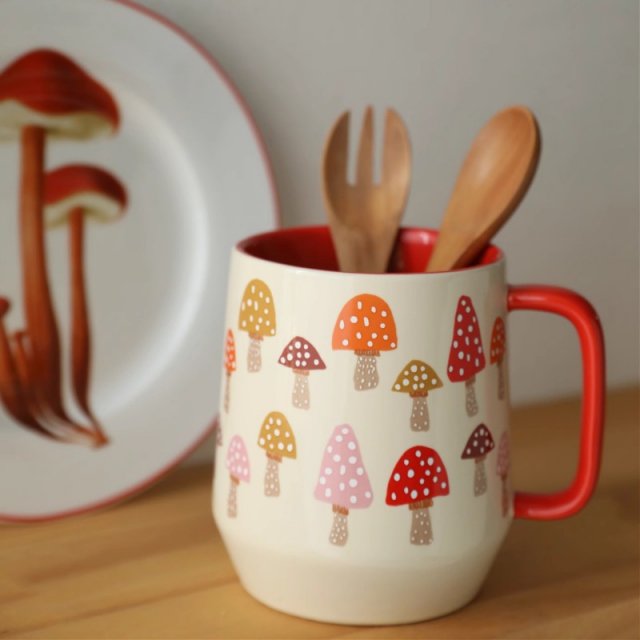 European Ceramic Mushroom Water Cup