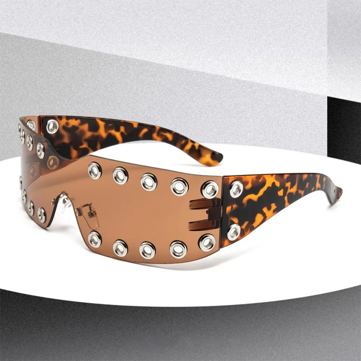 Oversized Gothic Punk Rivet Sunglasses Large Frame Goggles - Image 3