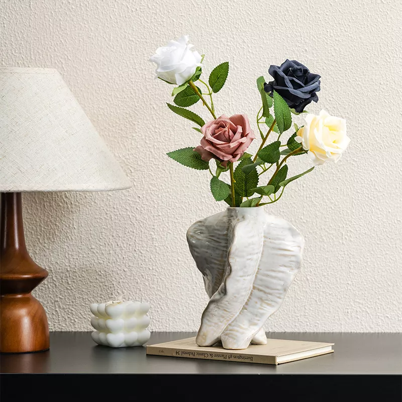 106137-f93e8d.webp